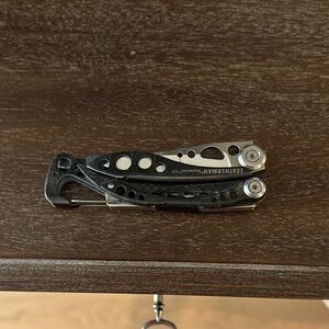 Weatherman Skeletool CX